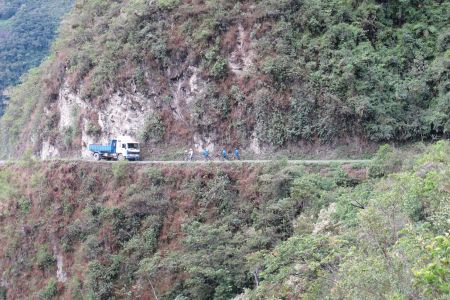 Bolivia - Camino a Los Yungas.jpg