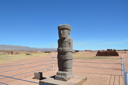 Bolivia - Tiwanaku.jpg