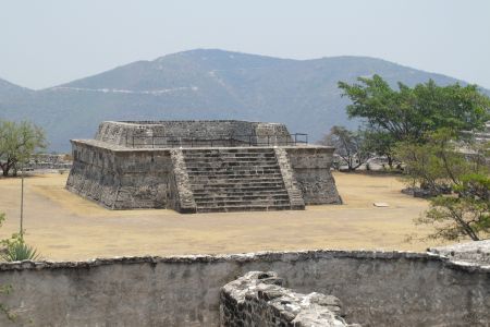 Mexico - Xochicalco 2.jpg