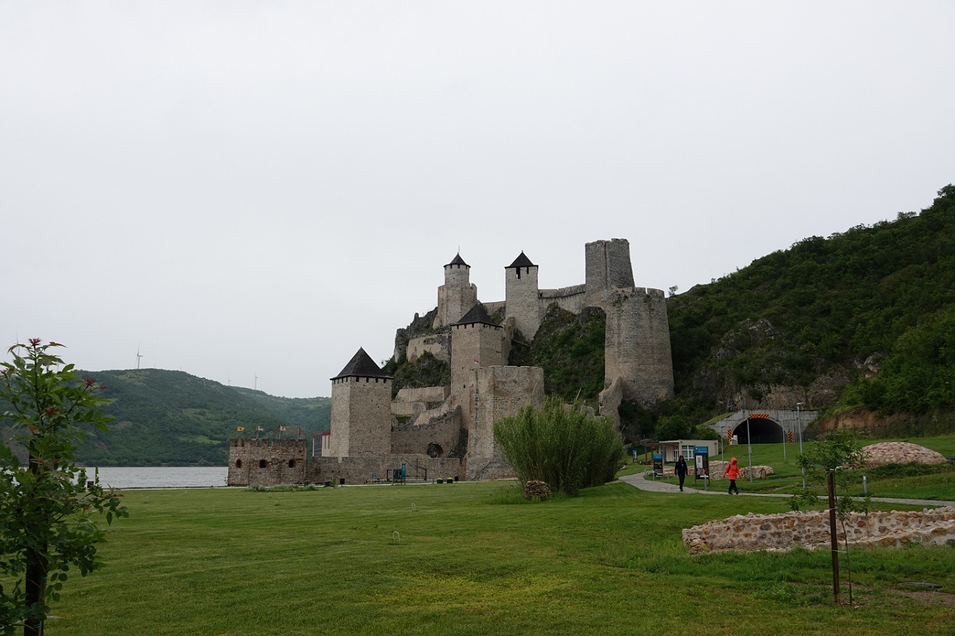 Golubac.jpg