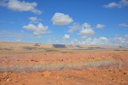 Israel - Makhtesh Ramon.jpg